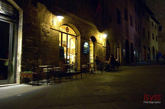 Tuscany photo by Bareo