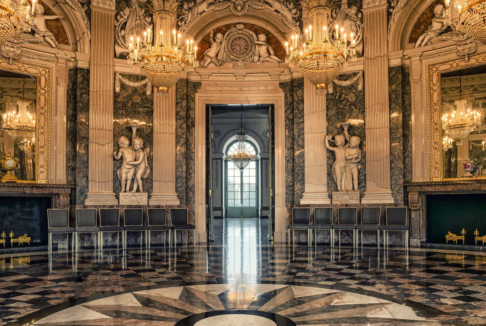 Rococo Style Decor Interior
