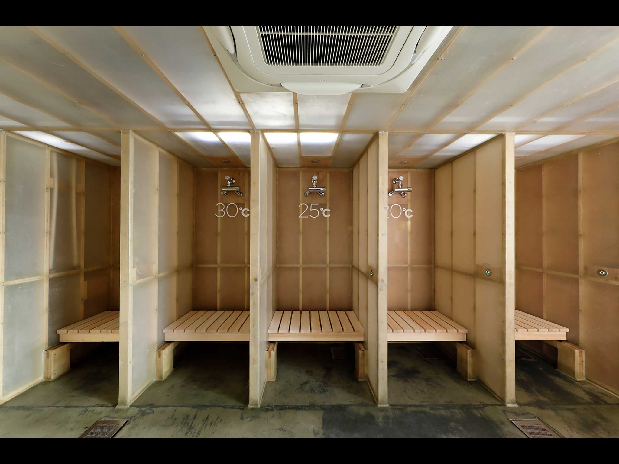 capsule hptel Do - c Ebisu sauna room