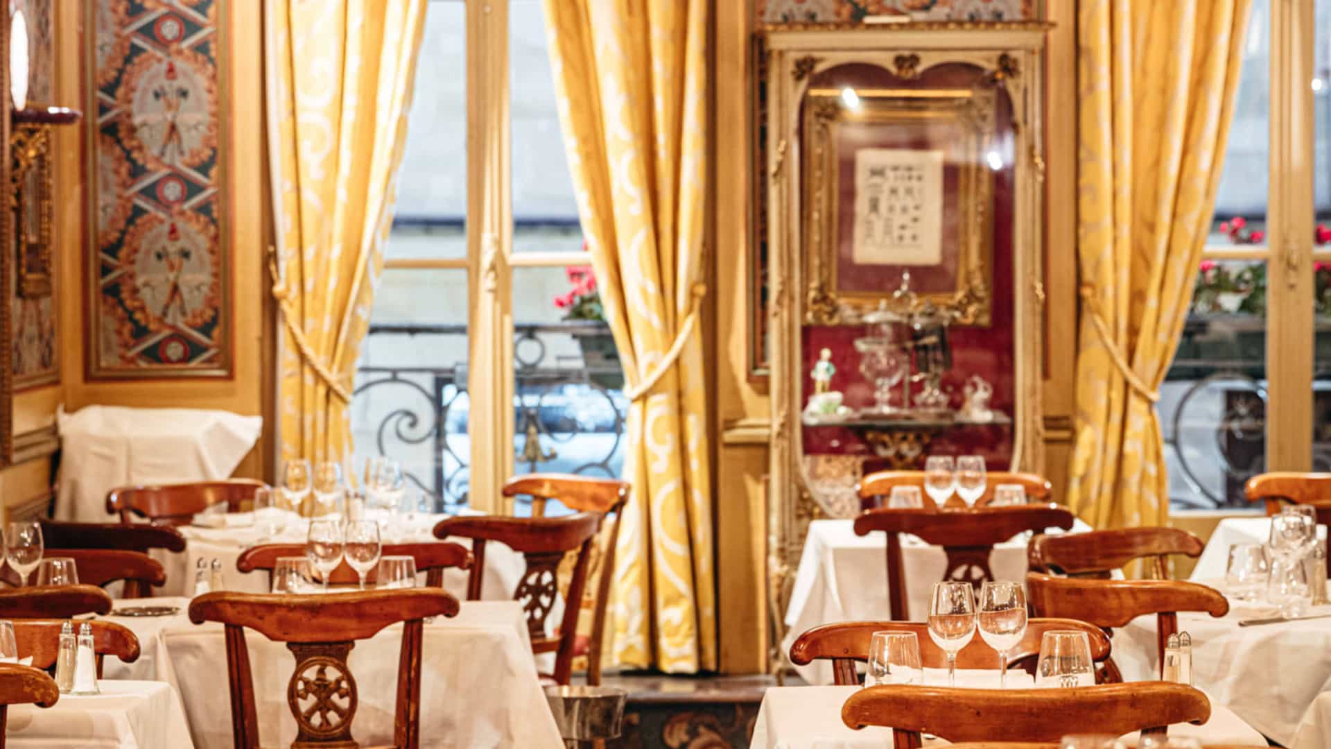 Bareo Interior Design Article Paris Cafe Procope