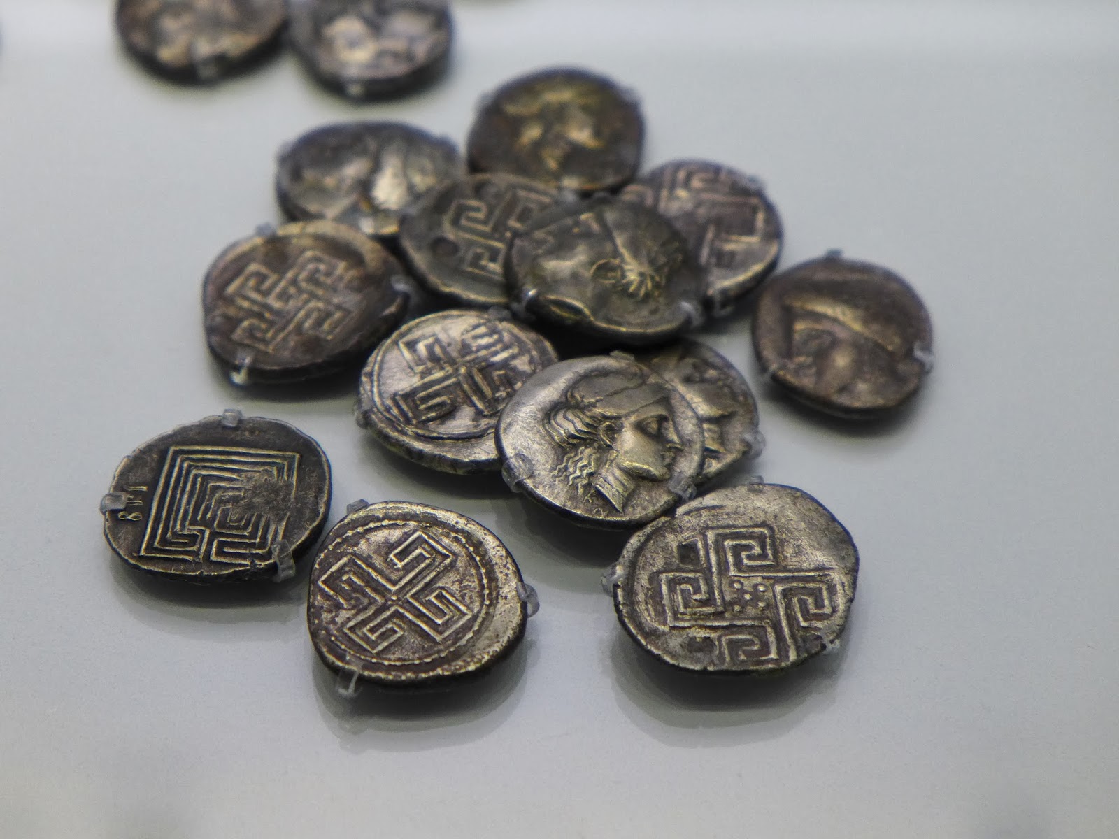 เขาวงกต ไมนอส เหรียญ Minos coin Labyrinth coins