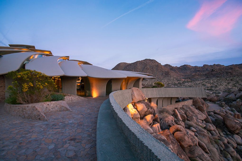 ถ้ำและการออกแบบตกแต่งภายใน The Desert House, Ken Kellogg
