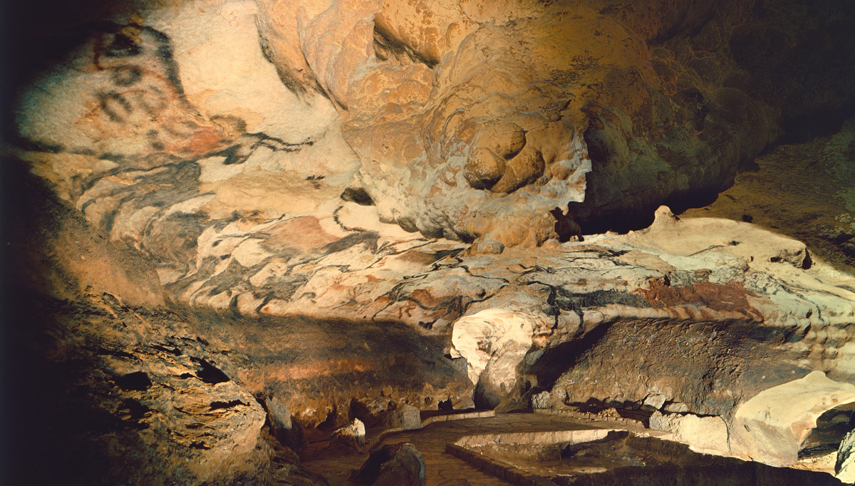 ภาพวาดผนังถ้ำ ถ้ำลัสโก ( Lascaux Cave, France )