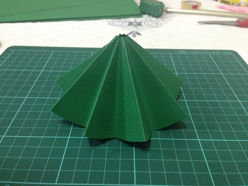 christmas tree paper7